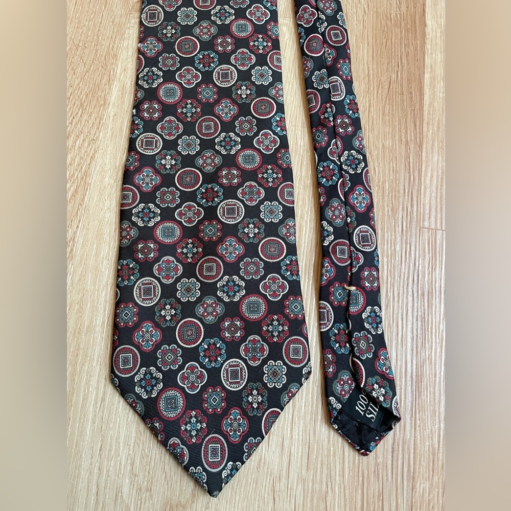 Vintage Oscar de la Renta silk tie black floral geometric